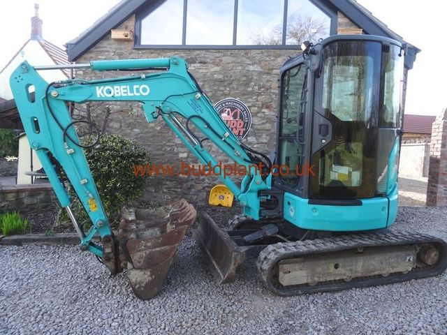 KOBELCO SK28SR-6 MINI DIGGER